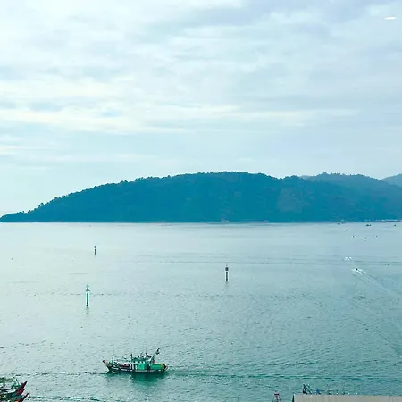 The Shore Premier Suites By Sunset Seaview Vacation Condos Kota Kinabalu Exterior photo