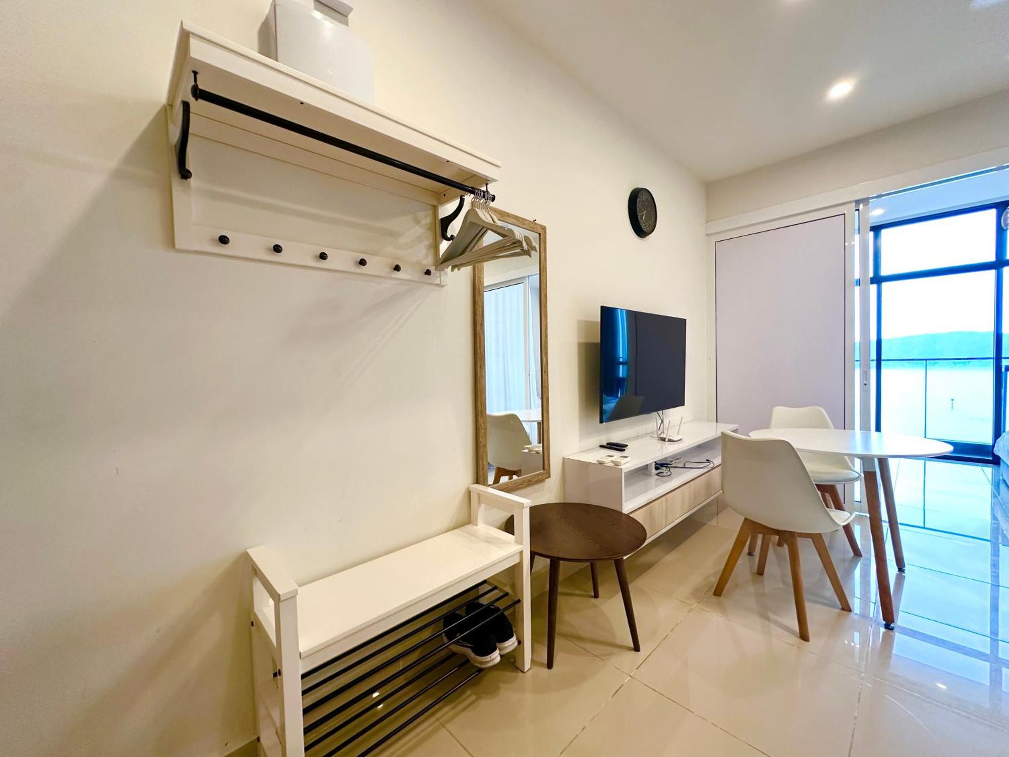 The Shore Premier By Sunset Seaview Vacation Apartment
