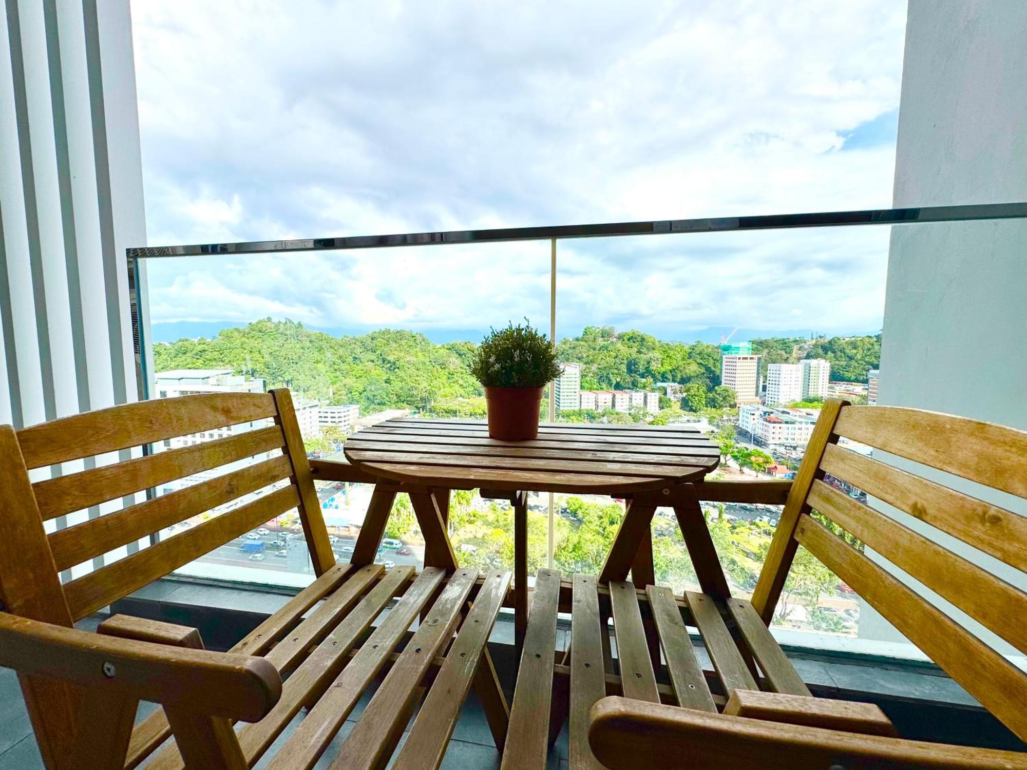 The Shore Premier By Sunset Seaview Vacation Apartment *