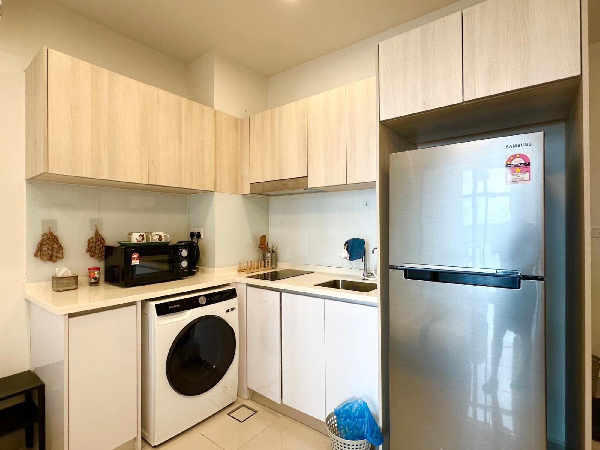 The Shore Premier By Sunset Seaview Vacation Apartment Kota Kinabalu