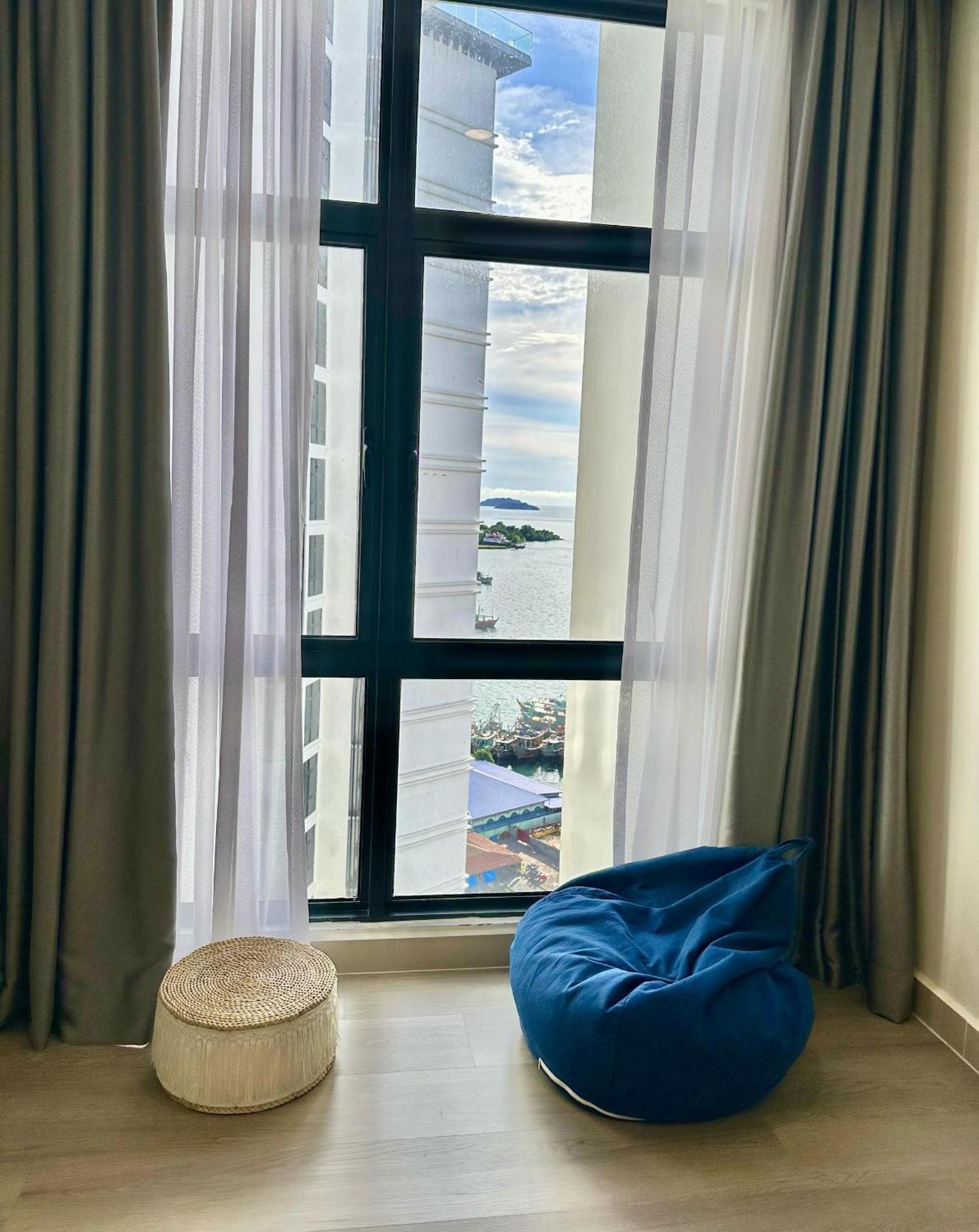 The Shore Premier By Sunset Seaview Vacation Apartment