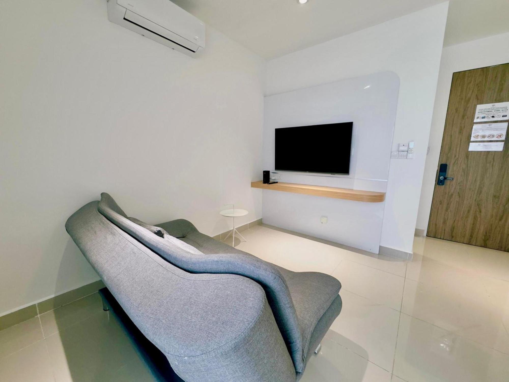The Shore Premier By Sunset Seaview Vacation Apartment